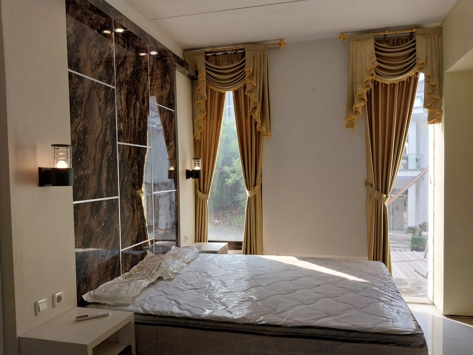 Rumah Dijual di Vassa Teracce Lippo Cikarang
